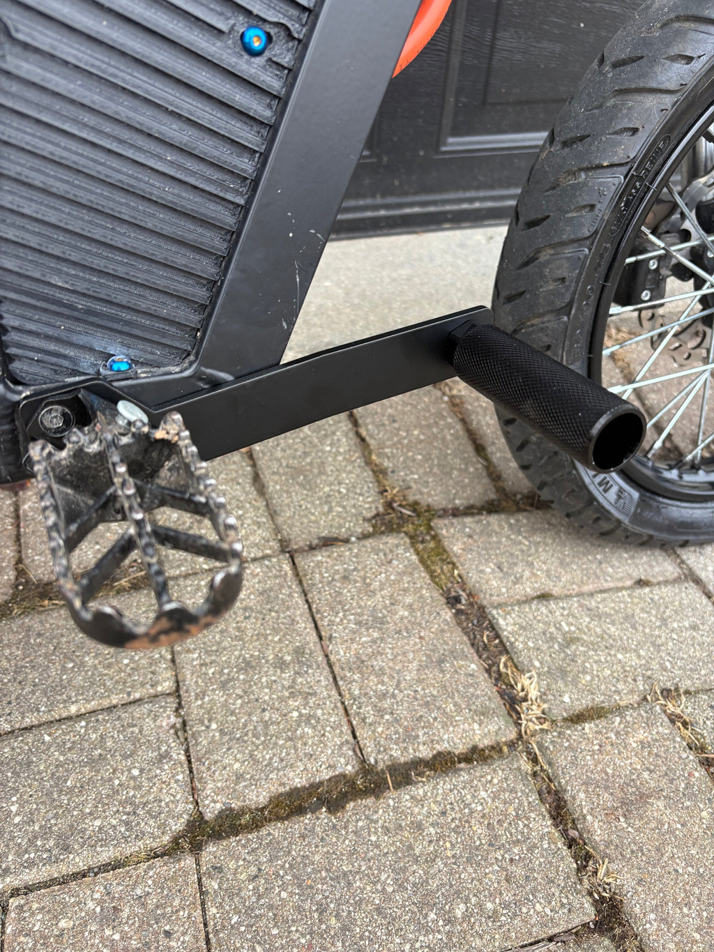 Tuttio Footlock (7075 Aluminum)