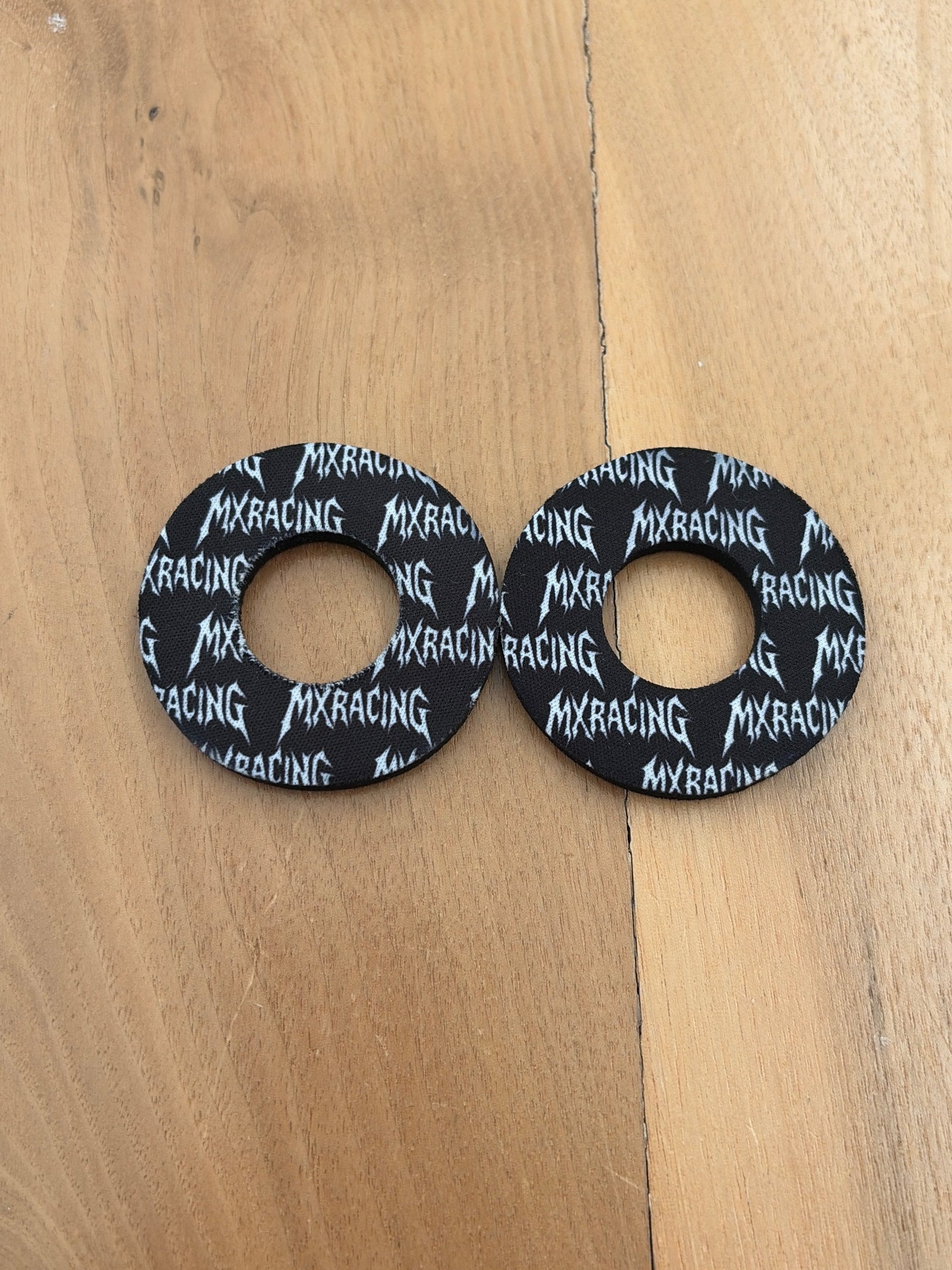 Grip donuts