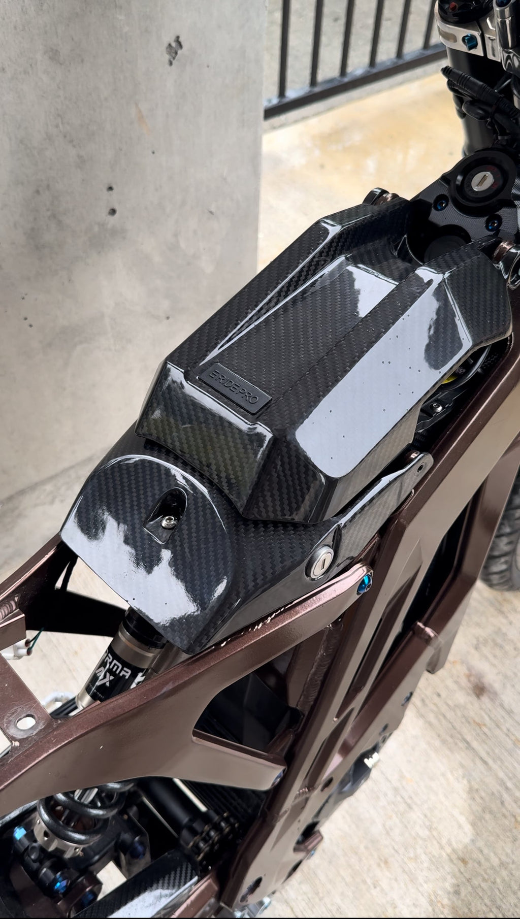 Eride carbon battery lid lock ready to ship