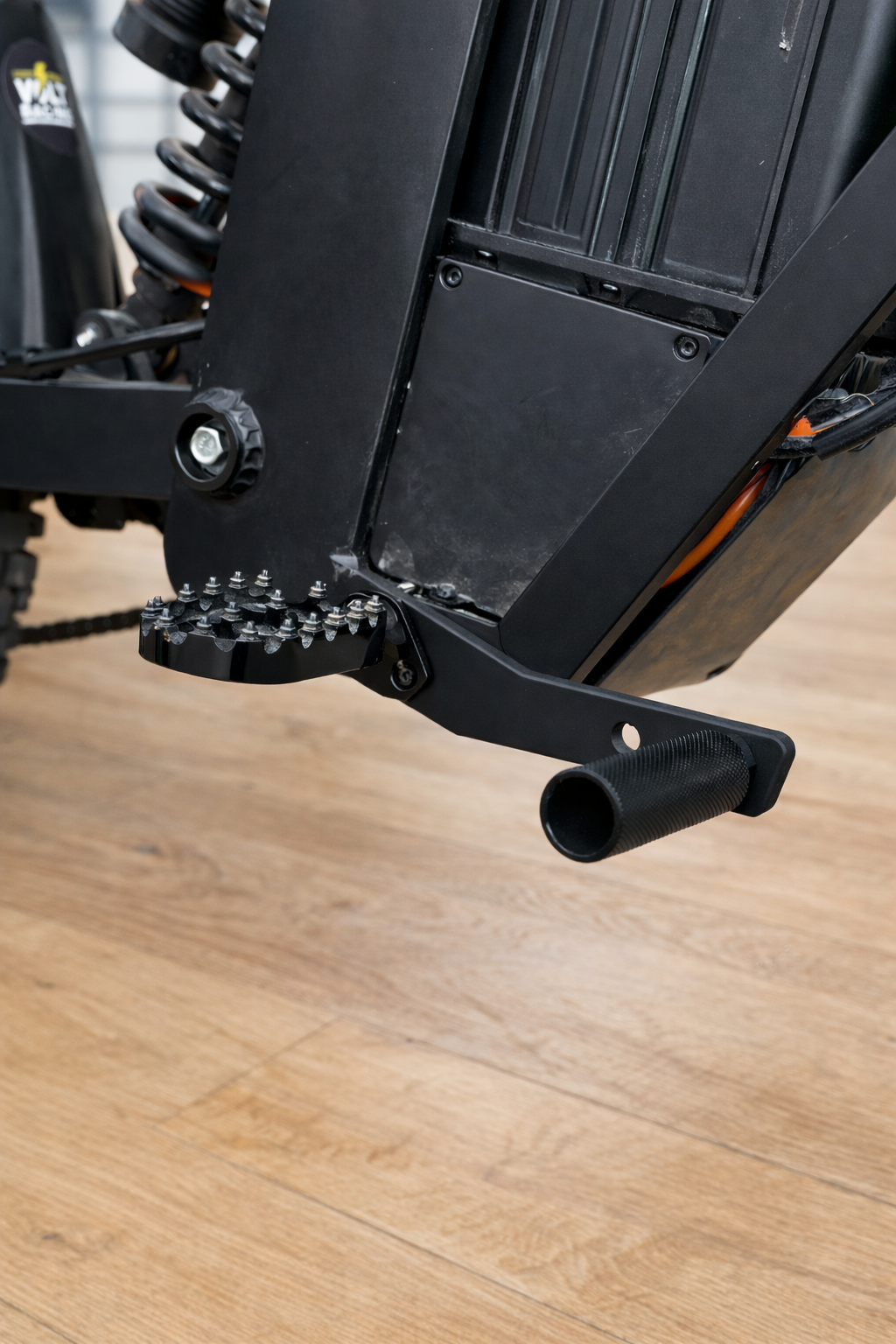 (Tuttio) Foot Lock
