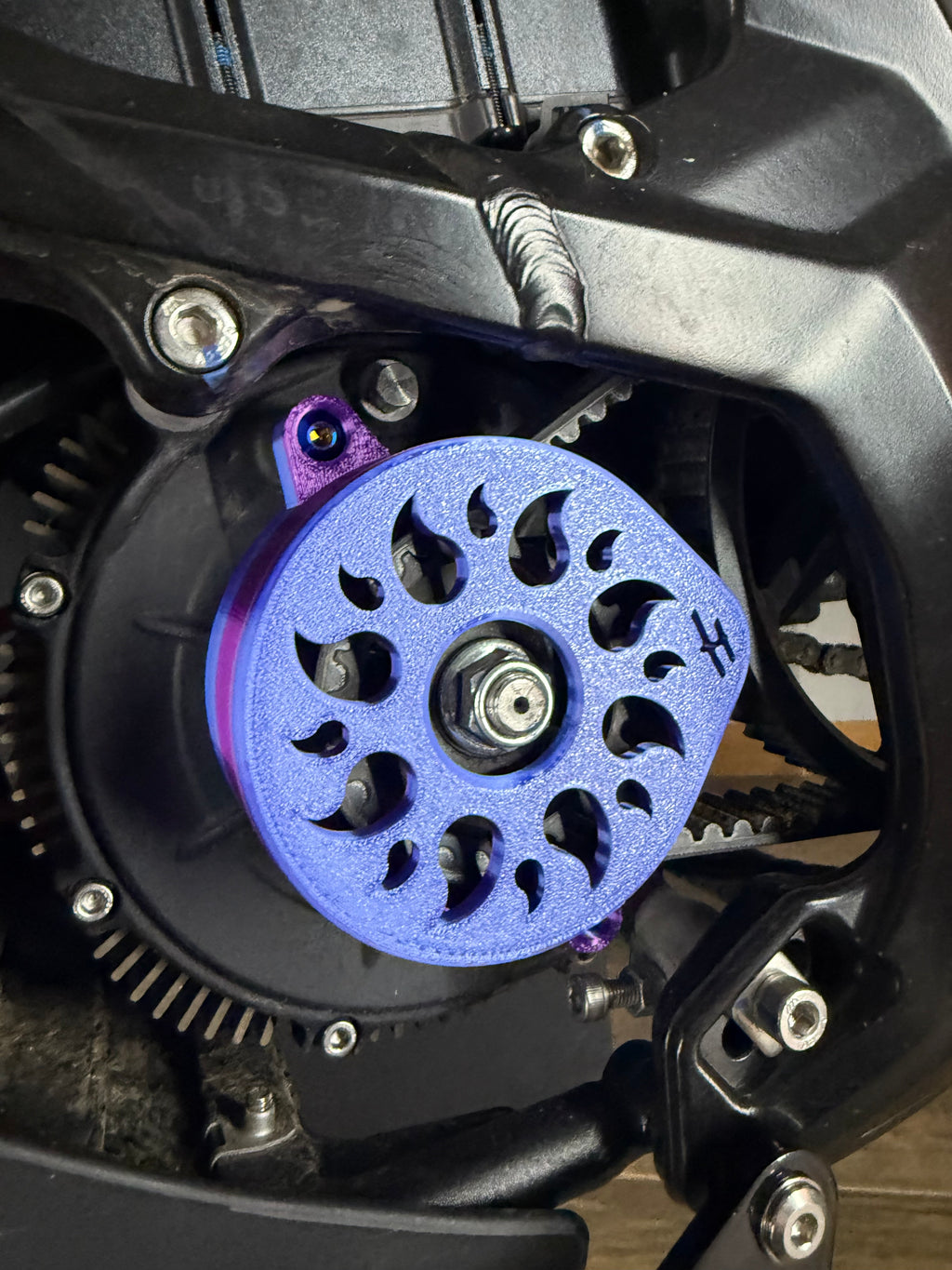 Surron ultra bee motor cover