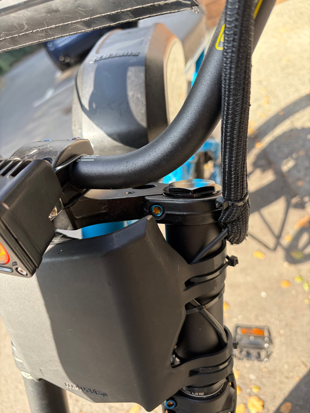 Zx/miami shock clamp bolts